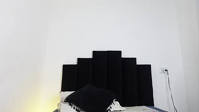 MarcoAlexLatino online show from 12, 12, 2024