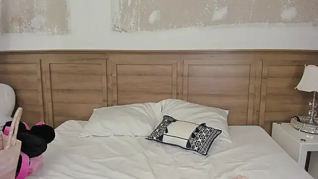 Amber Rush  online show from 15, 1, 2026