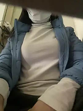 Tuongvy05 online show from 26, 2, 2025