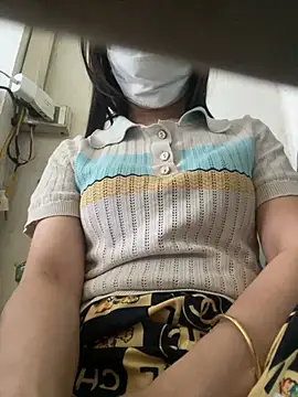 Tuongvy05 online show from 3, 3, 2025