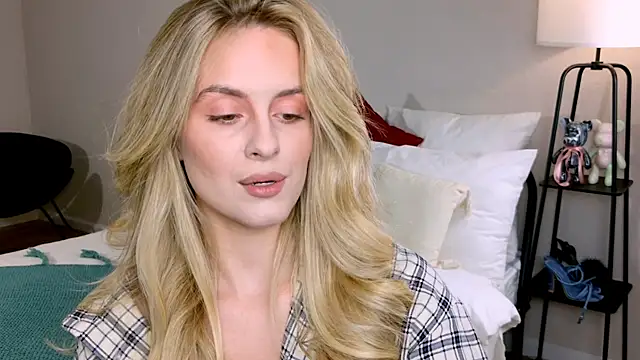 RozzitaBedberry online show from 19, 10, 2025