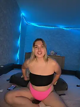 Snapshot of Evaaa_Babiesss chatting on 8, 9, 2025 Evaaa Babiesss online show from 8, 9, 2025