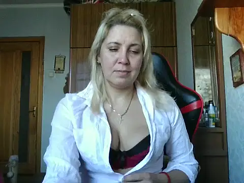 IrinaB1 online show from 2, 11, 2025