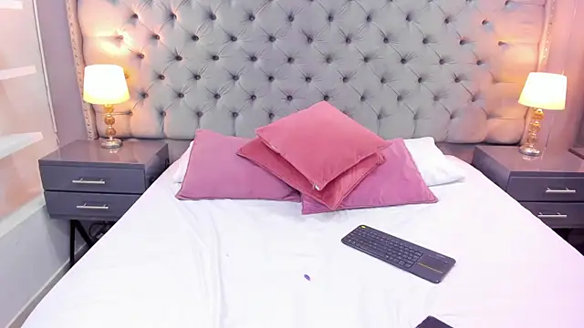 SamantaG online show from 10, 2, 2025