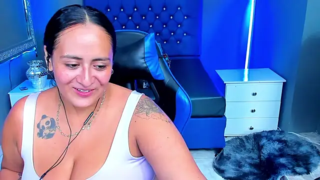 Snapshot of NikolPervertUnlimit chatting on 12, 9, 2025 NikolPervertUnlimit online show from 12, 9, 2025