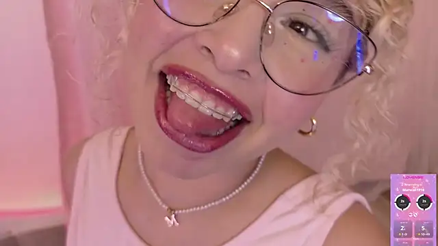 Snapshot of Haelycute chatting on 7, 6, 2026 Haelycute online show from 7, 6, 2026