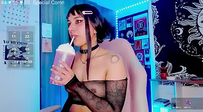 melissahowl online show from 6, 1, 2025