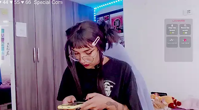 melissahowl online show from 13, 3, 2025