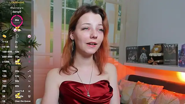 pretty little thing online show from 14, 3, 2025