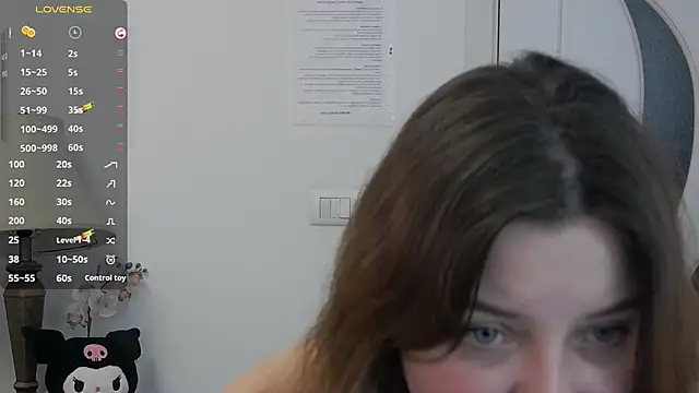 pretty little thing online show from 5, 6, 2026