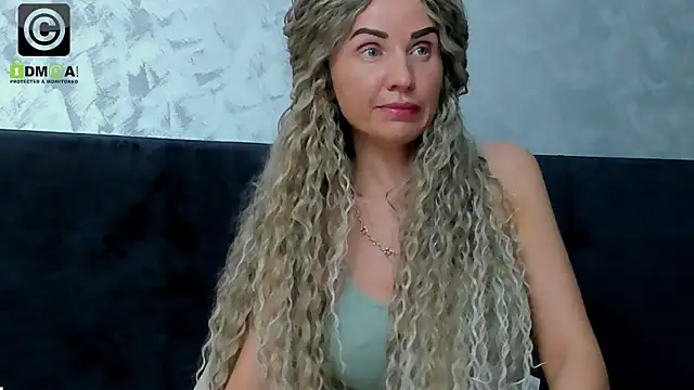 Snapshot of 3lla_Rose chatting on 20, 9, 2025 3lla Rose online show from 20, 9, 2025