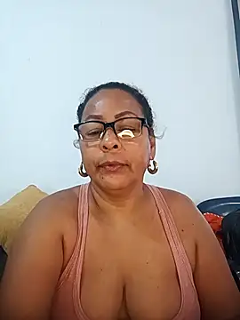 Afroditabichota online show from 3, 11, 2025