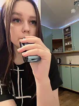 Marylallka5 online show from 25, 12, 2024