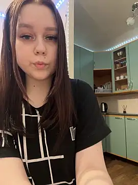 Marylallka5 online show from 27, 12, 2024