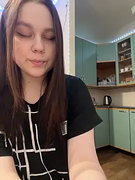 Marylallka5 online show from 17, 2, 2025