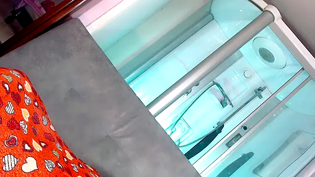 sexy-luna-star-ts online show from 4, 10, 2025