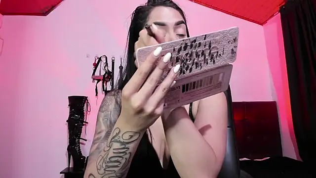 MistressVenena online show from 18, 9, 2025