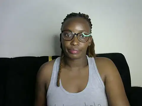 Snapshot of Sexy_dotii chatting on 25, 5, 2026 Sexy dotii online show from 25, 5, 2026
