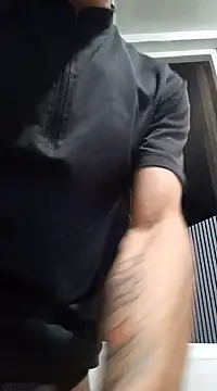 weedmanhot28 online show from 17, 12, 2024