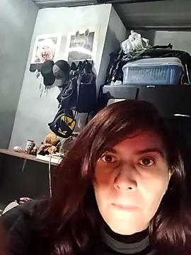 Dakary hot online show from 3, 2, 2026