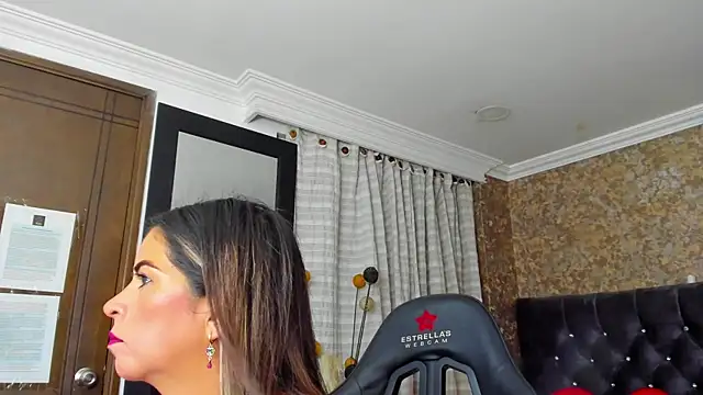 stella xue online show from 15, 2, 2025