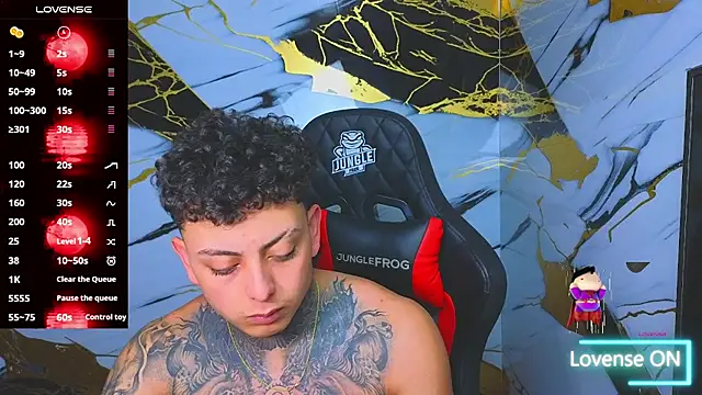 Kevin22 222 online show from 11, 11, 2025