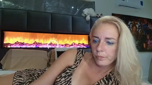 Snapshot of Wendysexyx chatting on 19, 6, 2026 Wendysexyx online show from 19, 6, 2026