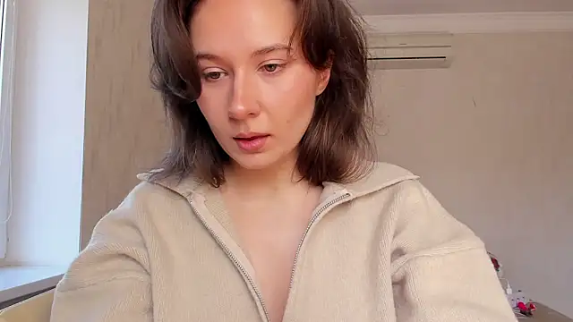 Lilith lutherlow online show from 15, 3, 2025