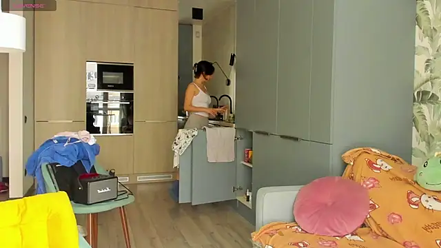 Lilith lutherlow online show from 4, 10, 2025