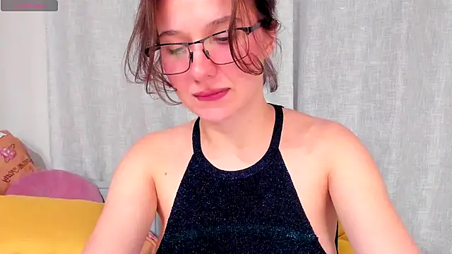 Lilith lutherlow online show from 5, 10, 2025