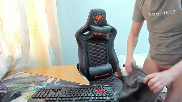 iliaskrislove online show from 16, 2, 2026