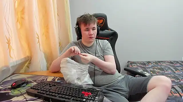 Snapshot of iliaskrislove chatting on 15, 5, 2026 iliaskrislove online show from 15, 5, 2026