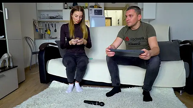 littlesweettifany online show from 28, 10, 2025