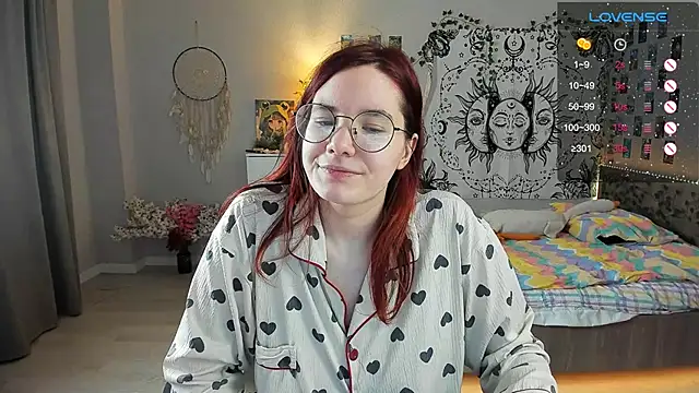 Snapshot of callmekatesmith chatting on 2, 2, 2025 callmekatesmith online show from 2, 2, 2025