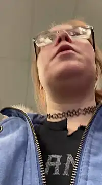 FreakNastyLacie online show from 2, 2, 2025