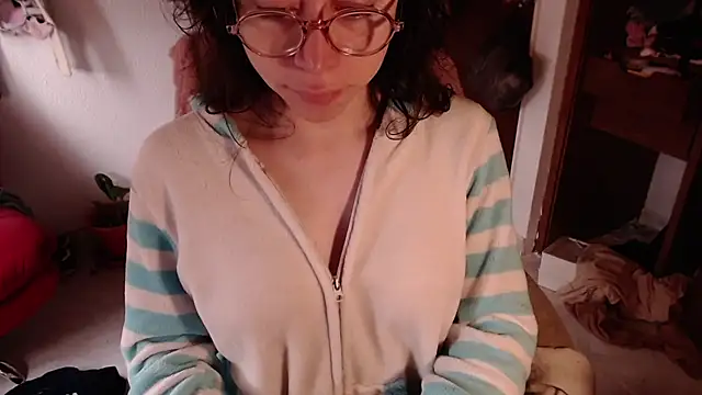 emily pearl  online show from 16, 11, 2025