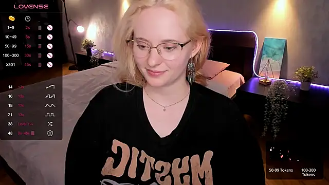 Aemilia  online show from 4, 2, 2025