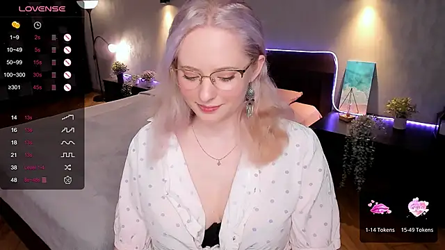 Aemilia  online show from 9, 2, 2025