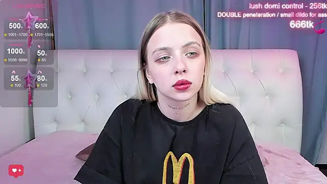 Alice Halle online show from 14, 10, 2025