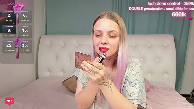 Alice Halle online show from 16, 10, 2025