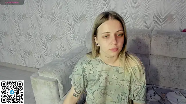 Snapshot of Alice_Halle chatting on 19, 7, 2026 Alice Halle online show from 19, 7, 2026