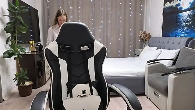 Snapshot of Strip-Lady chatting on 20, 2, 2026 Strip-Lady online show from 20, 2, 2026