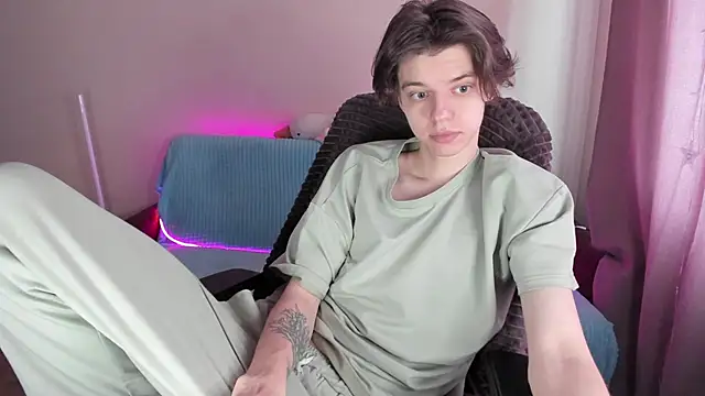 Liam sexy1 online show from 26, 2, 2025