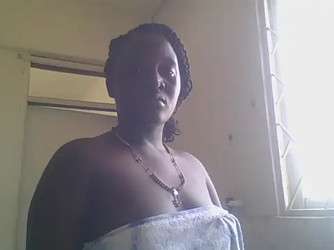 Snapshot of Heavy_ass chatting on 24, 2, 2025 Heavy ass online show from 24, 2, 2025