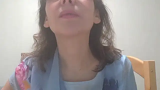 HollyJewel online show from 9, 1, 2025