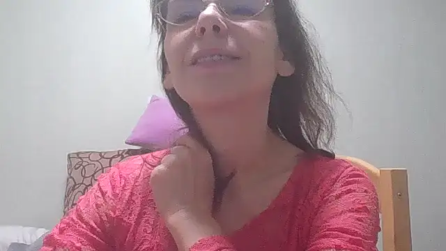 HollyJewel online show from 20, 1, 2025