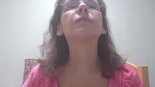 HollyJewel online show from 22, 1, 2025