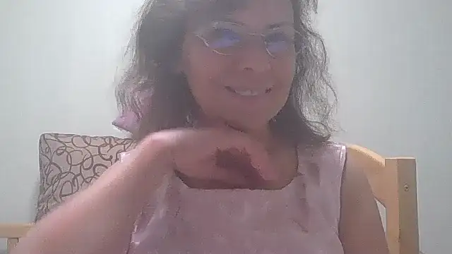 HollyJewel online show from 17, 9, 2025