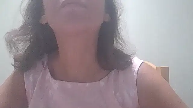 HollyJewel online show from 18, 9, 2025