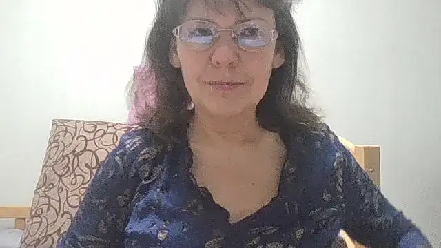 HollyJewel online show from 15, 3, 2026